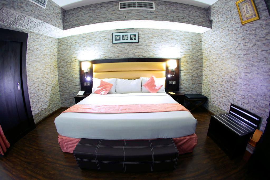 Rafee Hotel Dubai Exterior photo